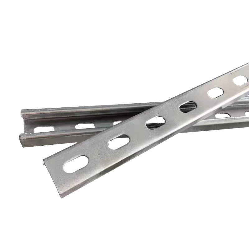 Anodizado Alumínio Unistrut Canal 100 X 50 U em forma de prova de corrosão